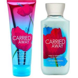 2 piece set Carried Away NEW